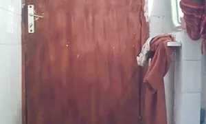 ការបង្ហាញរន្ធគូថអារ៉ ...